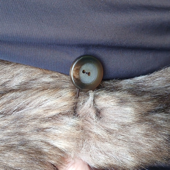 Gallery Womens Brown Long Sleeve Fur Collared  Trench Coat Size Medium - Picture 7 of 12